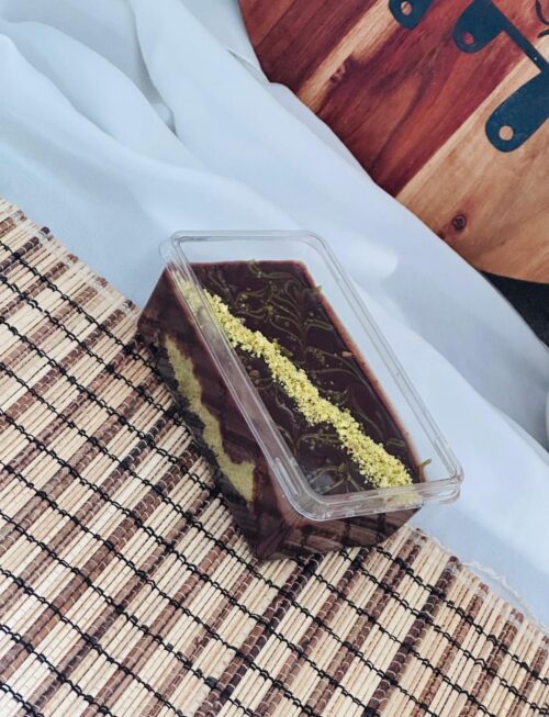Pistachio Knafeh Chocolate Cake Tub